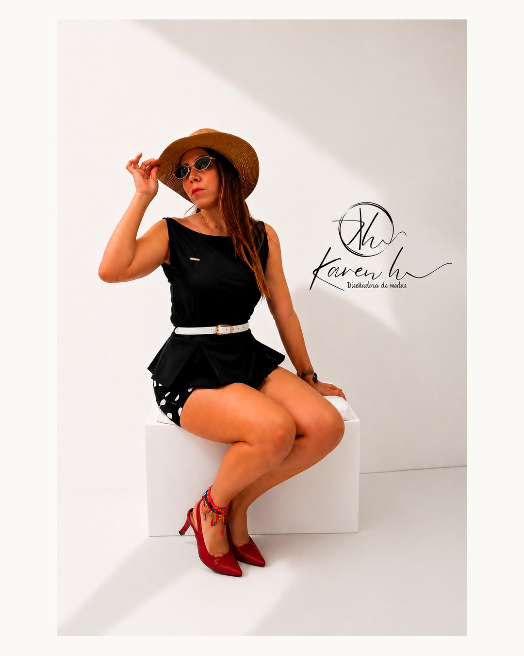 Set Peplum Negro &amp;amp; Shorts Polka Dots vista alternada